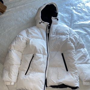 White puffer coat brand new